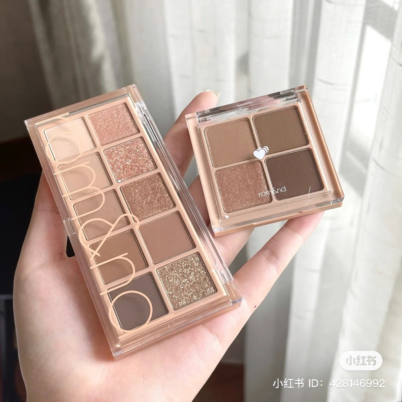 BẢNG PHẤN MẮT 10 Ô ROMAND BETTER THAN EYES