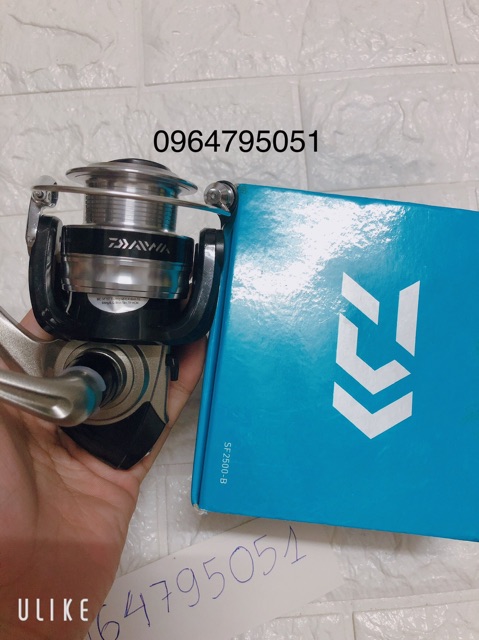 Máy câu cá dajwa SF 2500 và 4000 (cam kết bảo hành đổi trả trong 2 tuần đầu)