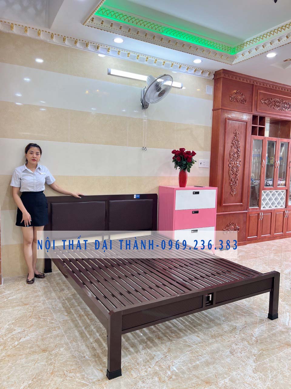 Giường sắt hộp nâu giả gỗ kích thước 1m6 x dài 2m