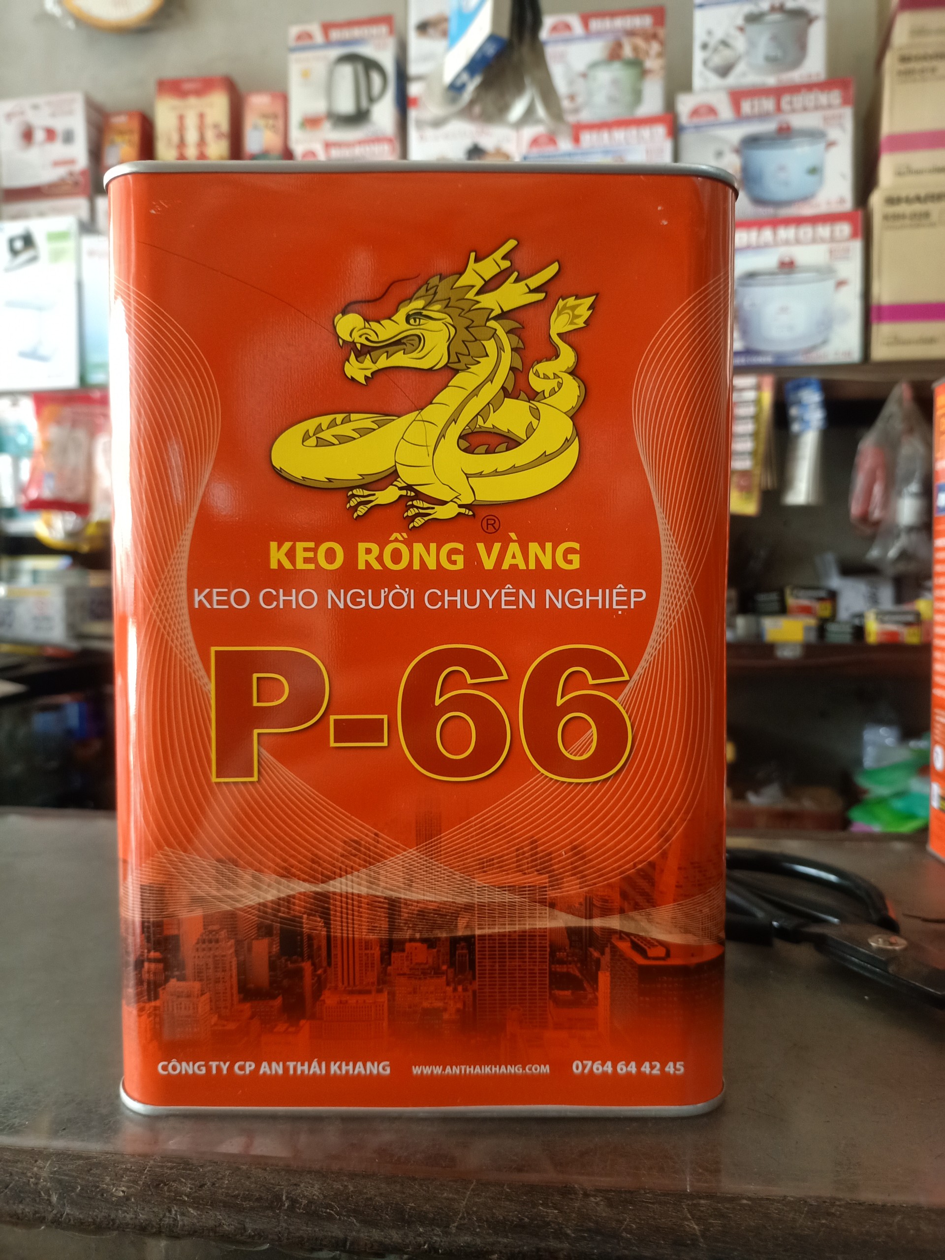 KEO DÁN ĐA NĂNG RỒNG VÀNG P66 - 3.3LÍT (3KG)