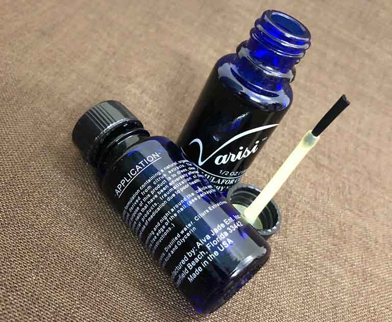 Varisi hỗ trợ nấm móng tay nấm móng chân