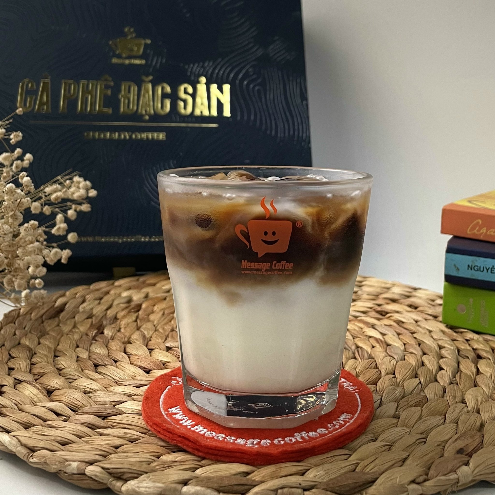 [QUÀ TẶNG KHÔNG BÁN] Ly thủy tinh logo Message Coffee