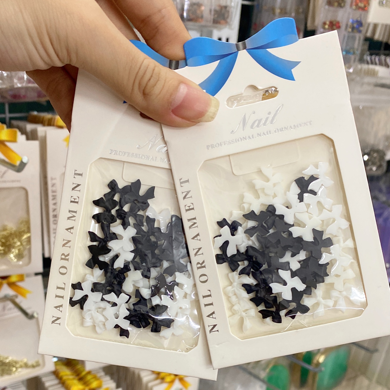 Charm Nơ Trắng ,Đen Đính Móng - Mini Nails