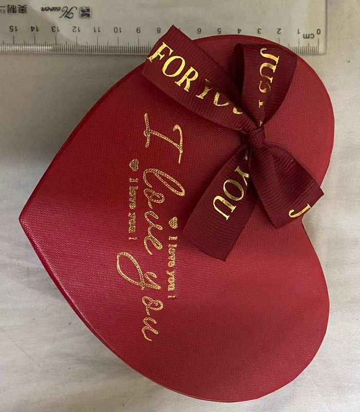 (Hoả tốc 2h inbox) Socola valentine trái tim