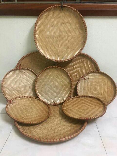 Mẹt tre cạp đỏ đựng bún đậu
