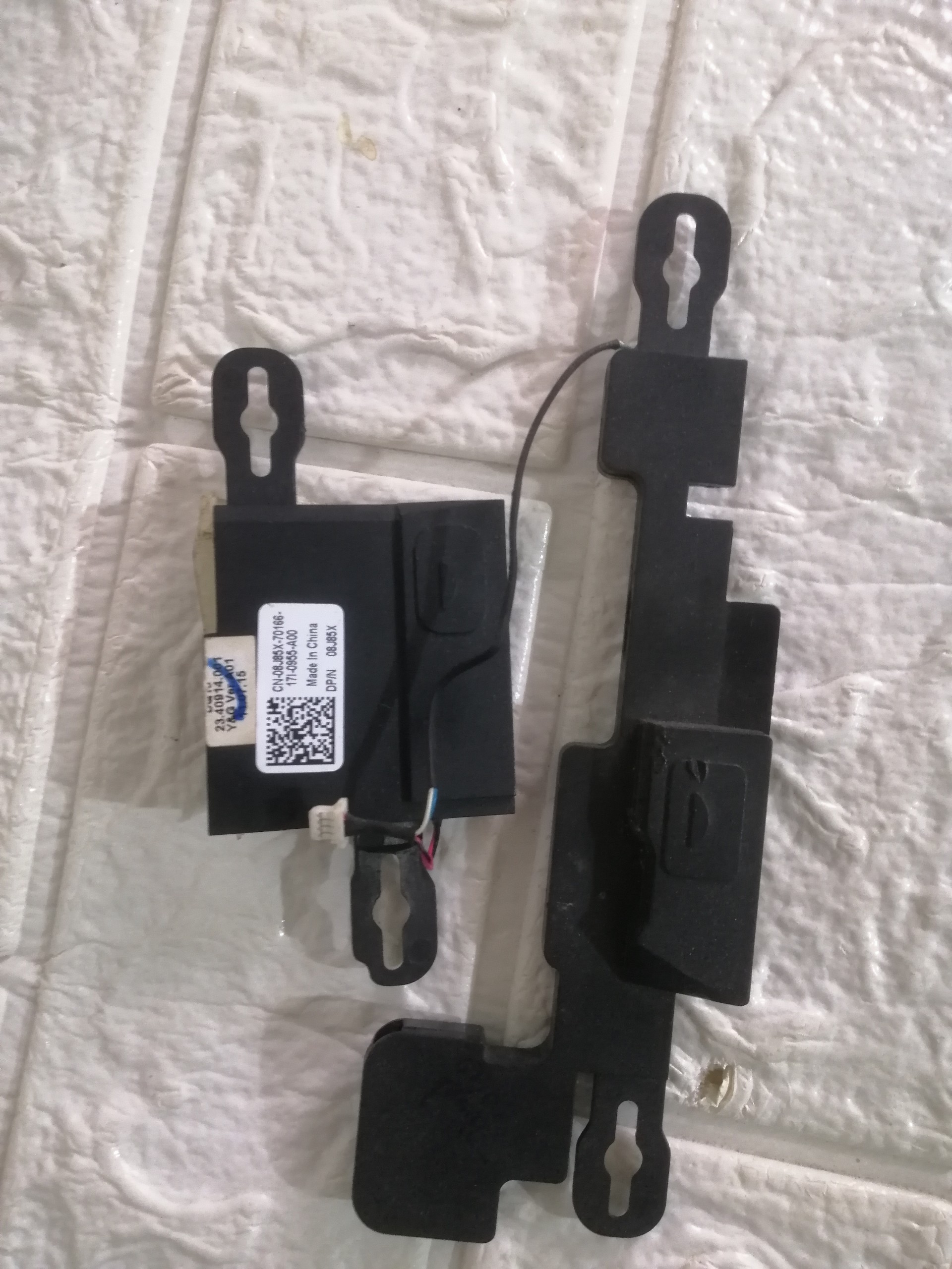 LOA LAPTOP DELL VOSTRO 3550