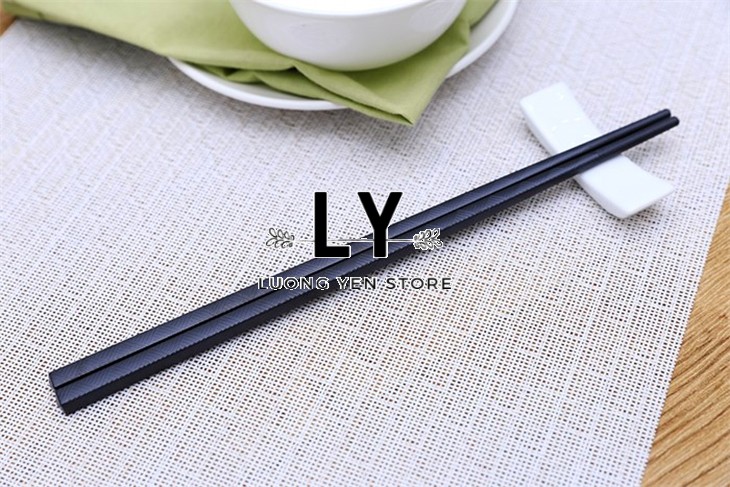 【Vĩ 10 Đôi】Bộ Đũa Gỗ Sumo Màu Đen Dài 24cm