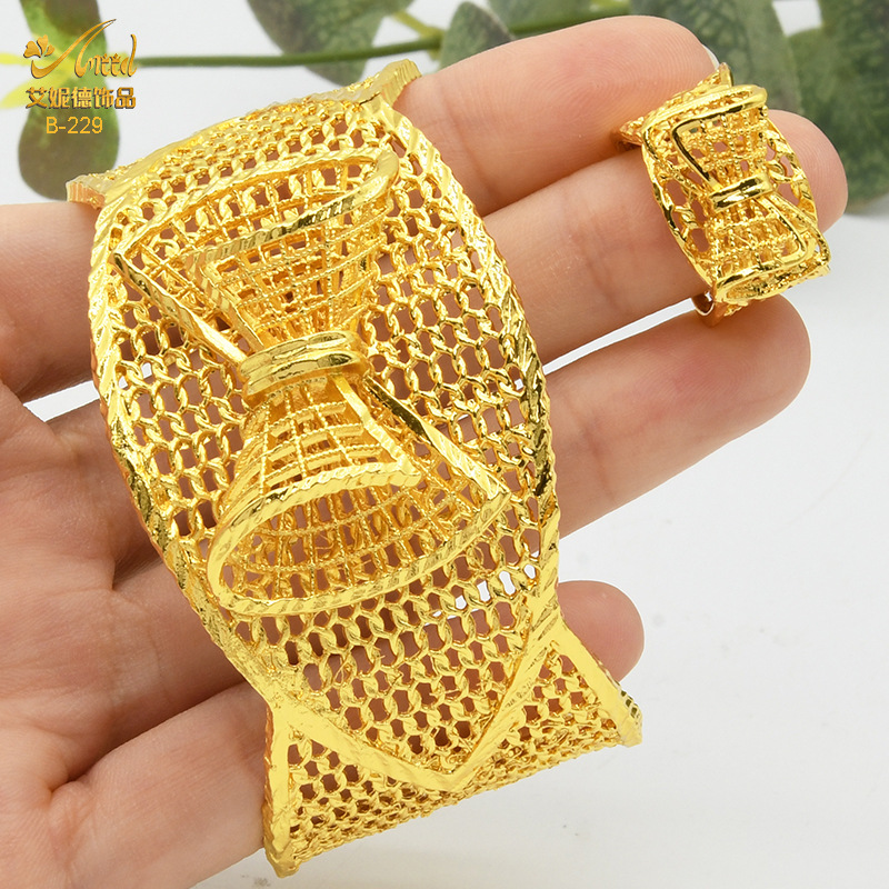 Hot 24k vòng tay cô dâu dubai mạ vàng vòng tay nữ nigeria vòng tay vàng cát trang sức nhẫn