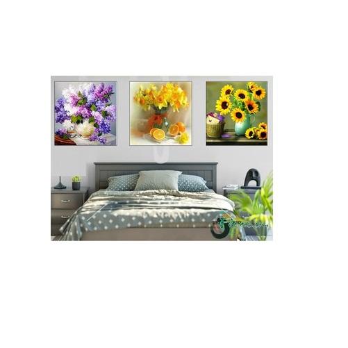 Tranh đính đá mẫu mới bình hoa khoe sắc -kt: 148x50