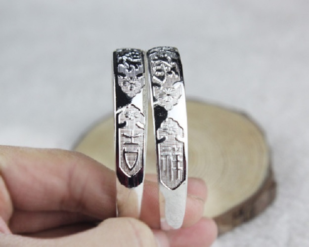 Thanh Lý - Lắc Tay  nữ mạ vàng 18K