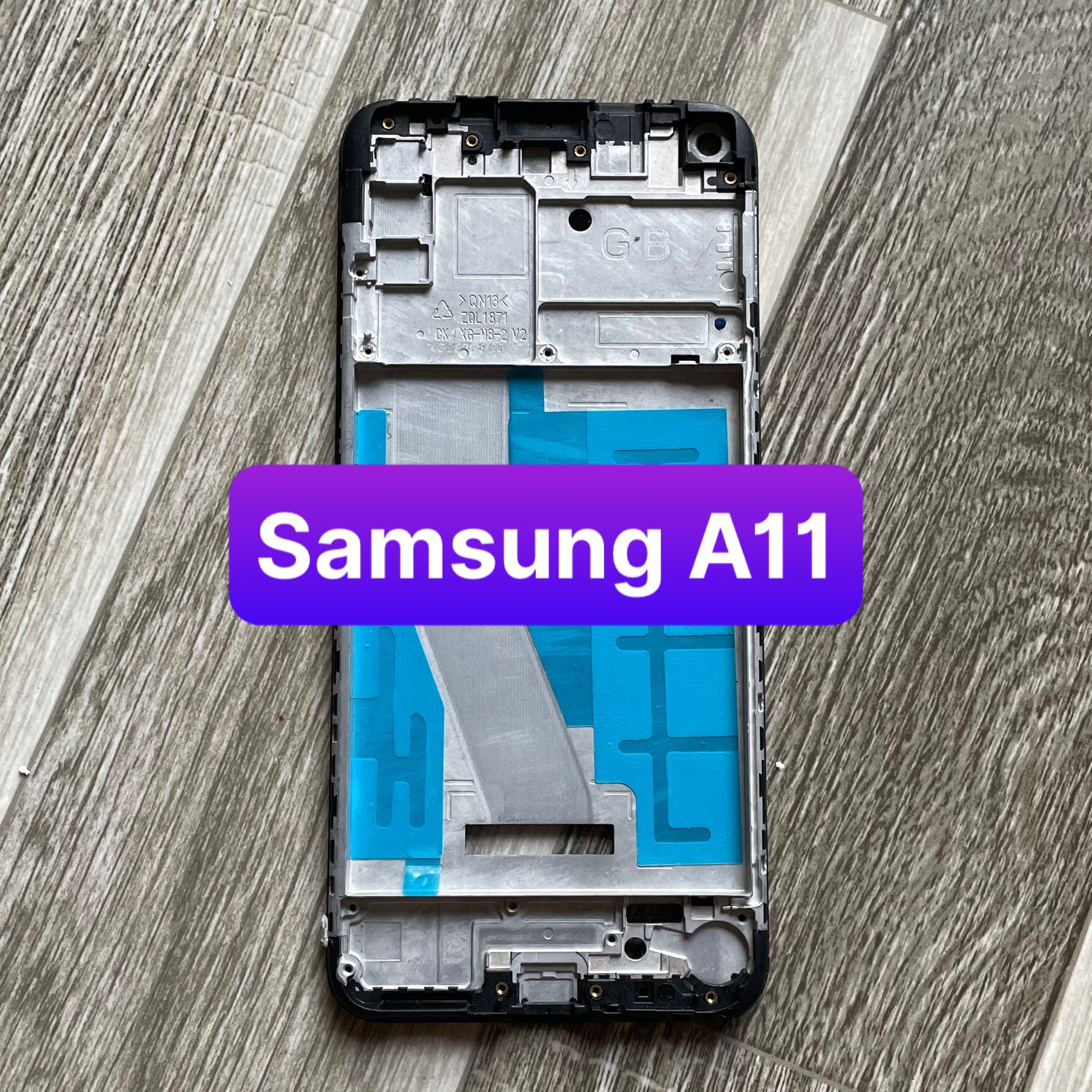 Xương máy / sườn lắp màn samsung A11