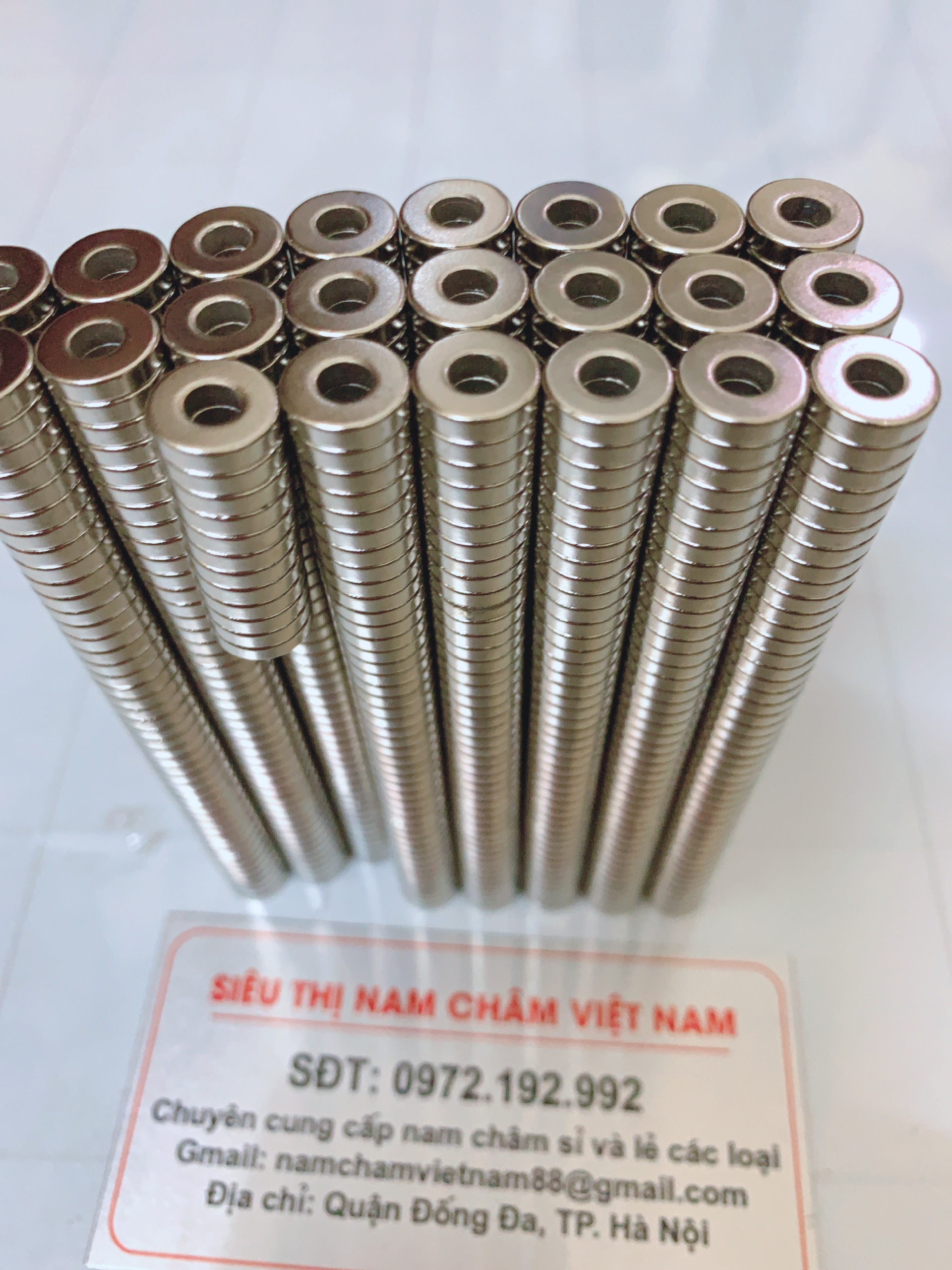 Nam châm câu cá có lỗ bắt vít kích thích 8x3 lỗ vát