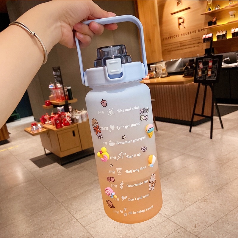 Bình Đựng Nước 2L Có Ống Hút - Bình Nước 2L Hót Trend