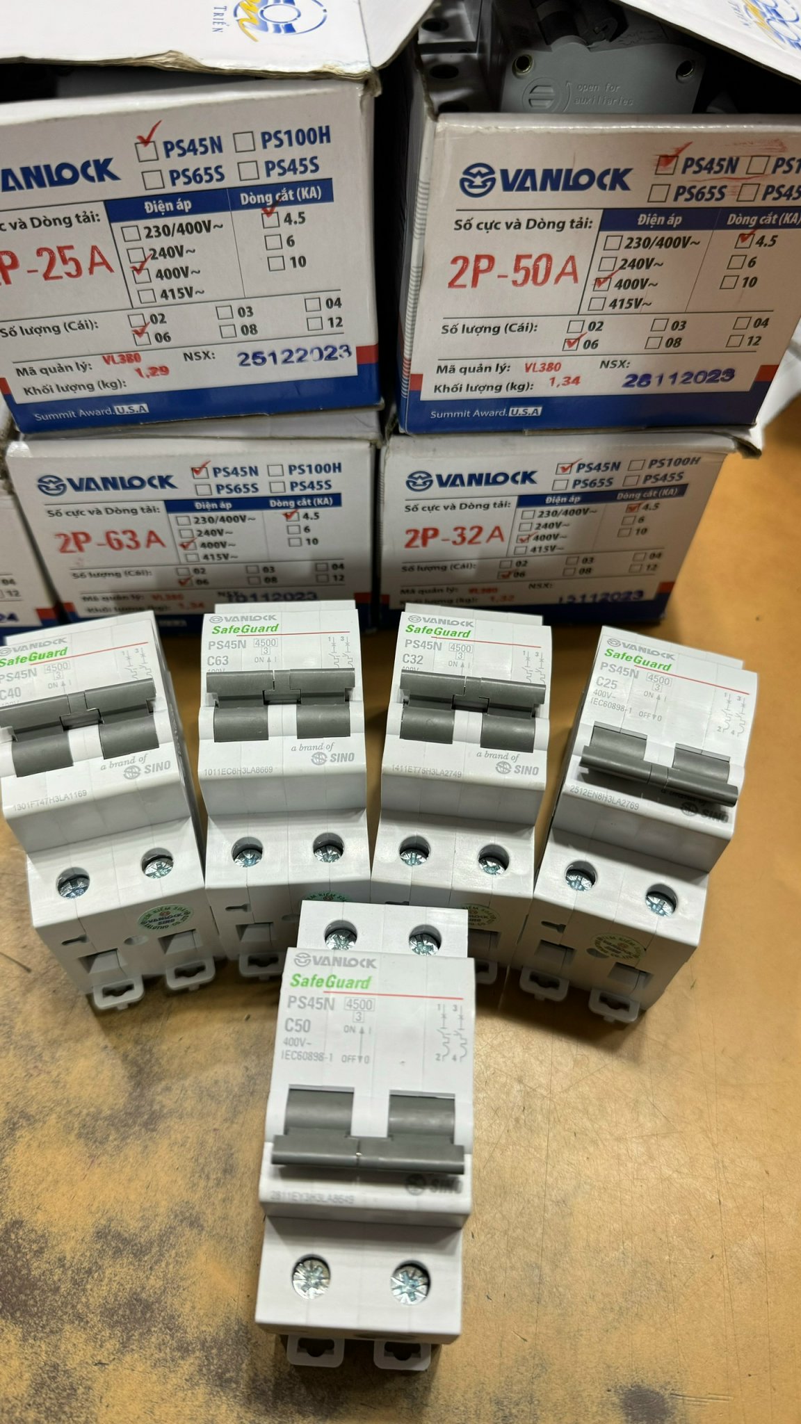 Aptomat đôi 2P 6A-63A Sino Vanlock PS45N Sino Vanlock