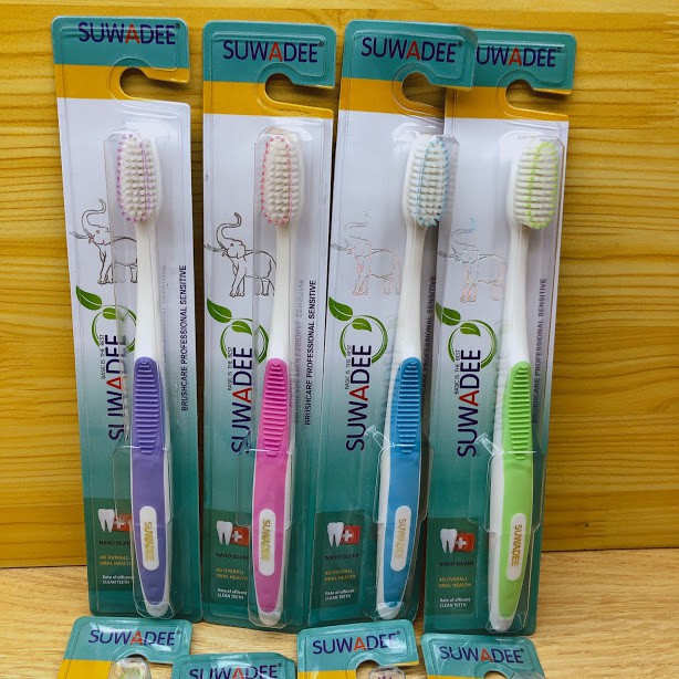 Combo 5 Cây Bàn Chải Đánh Răng Suwadee Nhiều Màu