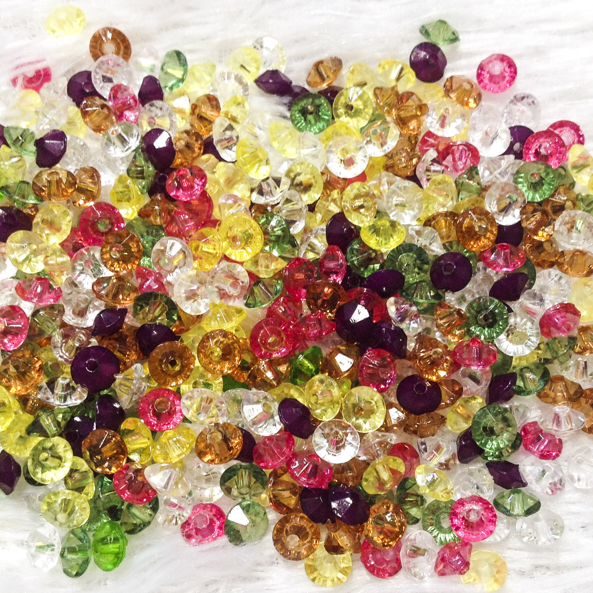 [SALE SỐC THÁNG 7] Gói 200 hạt nhựa pha lê trong suốt ancrylic size 6mm làm trang sức đồ thủ công handmade