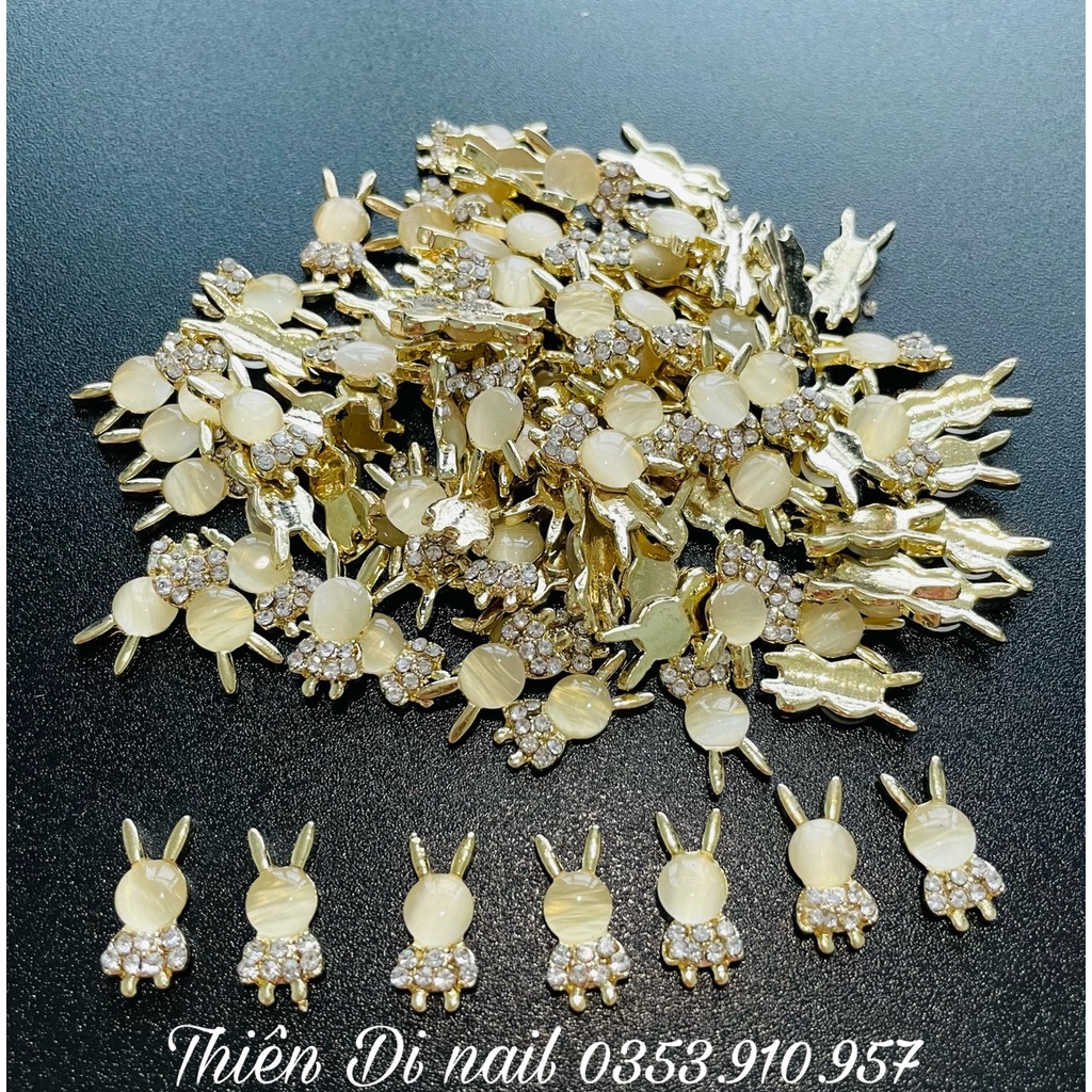 Charm đính móng mẫu cao cấp