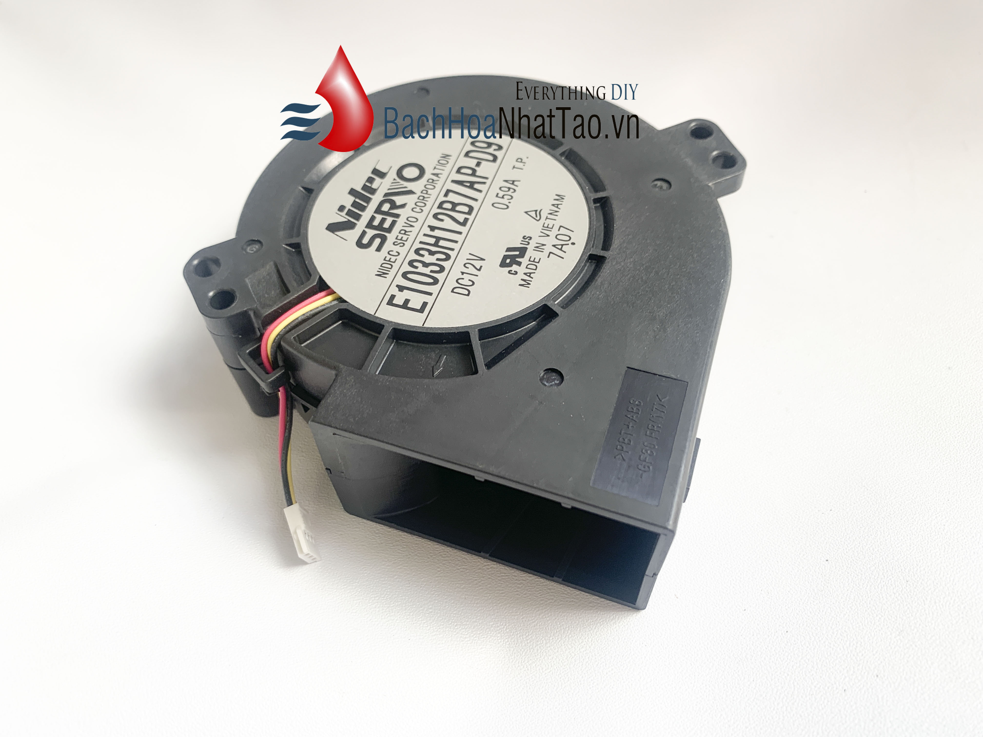 Quạt Sò Nidec Servo 12v 0.59A