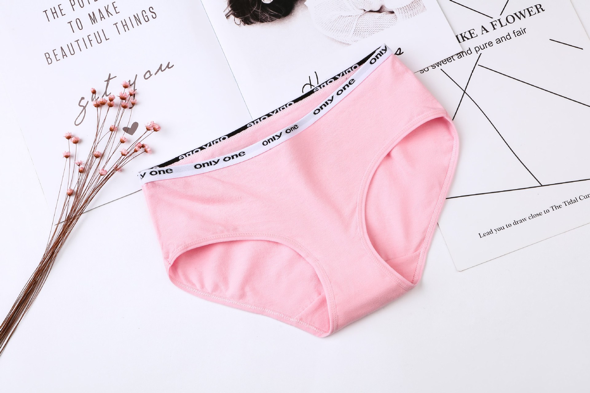 Quần Lót Cotton Nữ ONIY ONE đơn giản mà cá tính