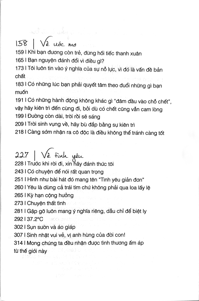 Sách - Dám Mơ Lớn, Đừng Hoài Phí Tuổi Trẻ