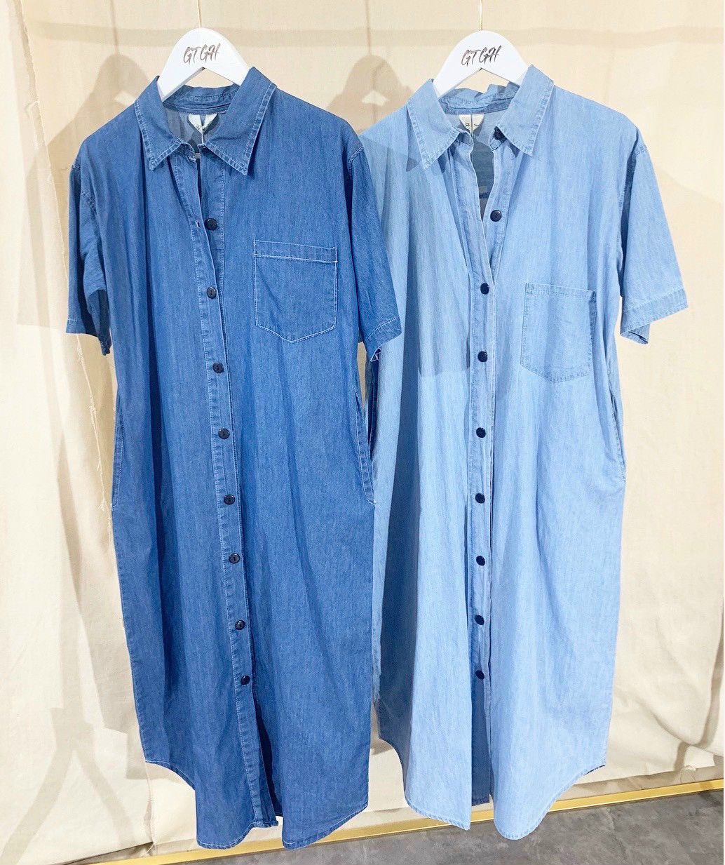 ĐẦM JEAN SUÔNG CỔ SƠMI PHOM RỘNG