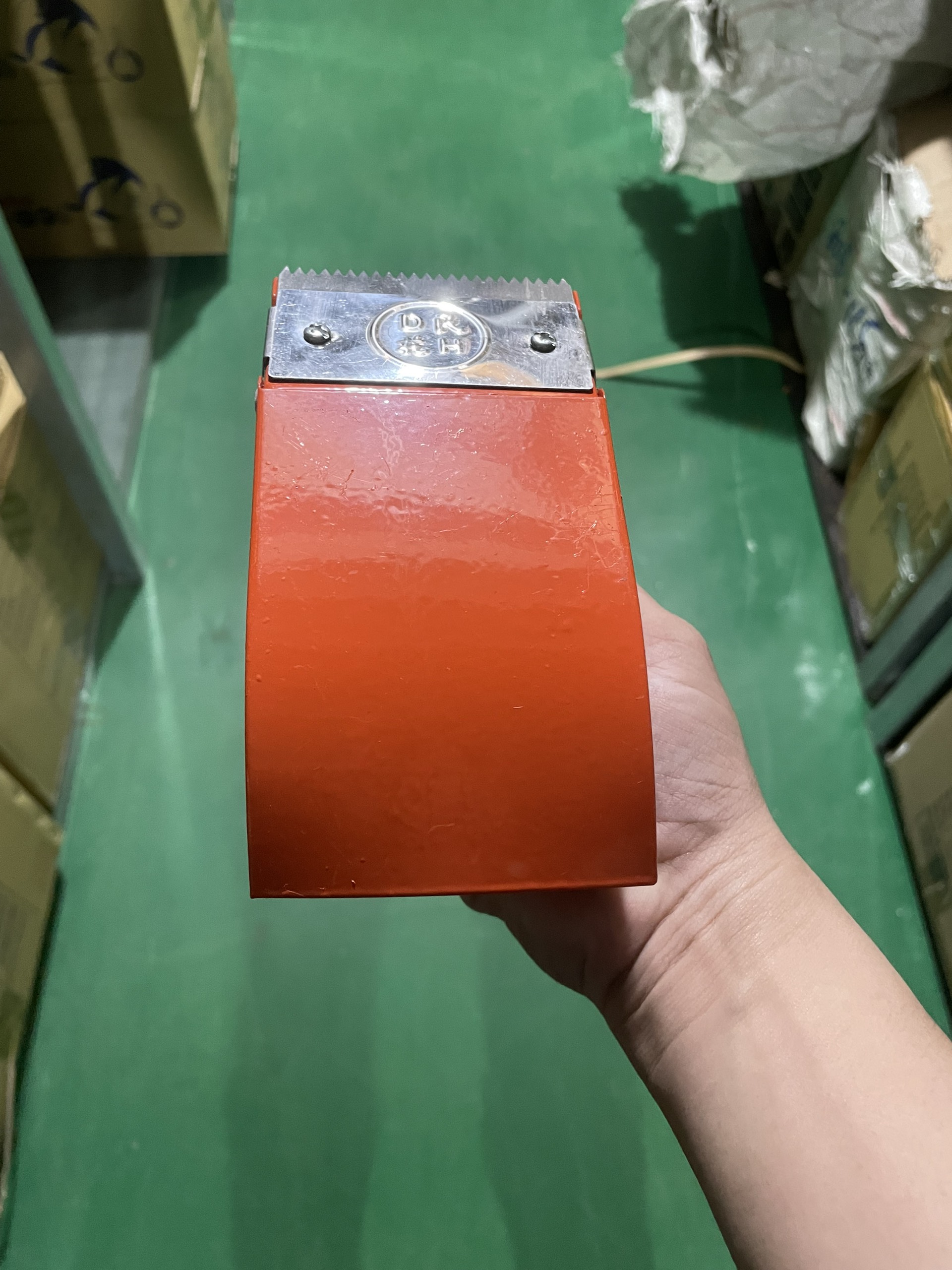 Cắt Băng Keo Cầm Tay 7cm Dân Hoa