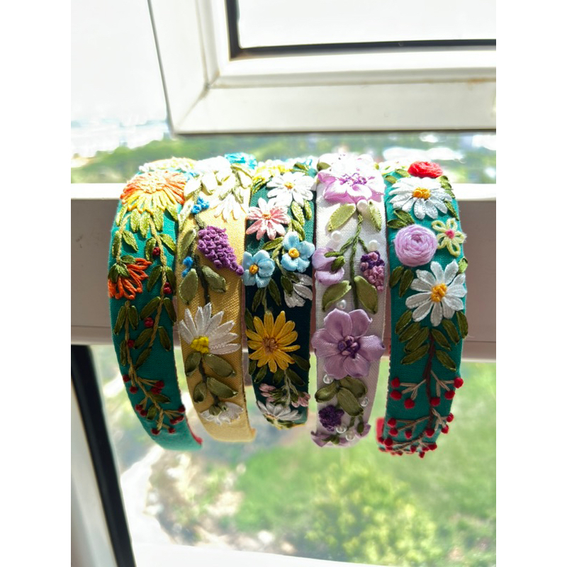 Cài tóc(bờm tóc)thêu tay Handmade by Chang