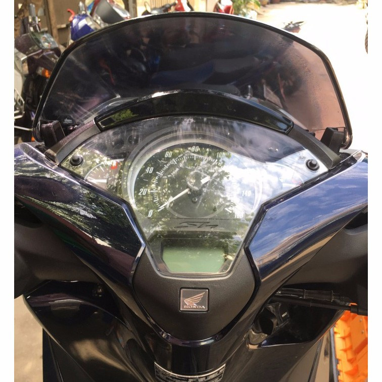Kính chắn gió SH 2018
