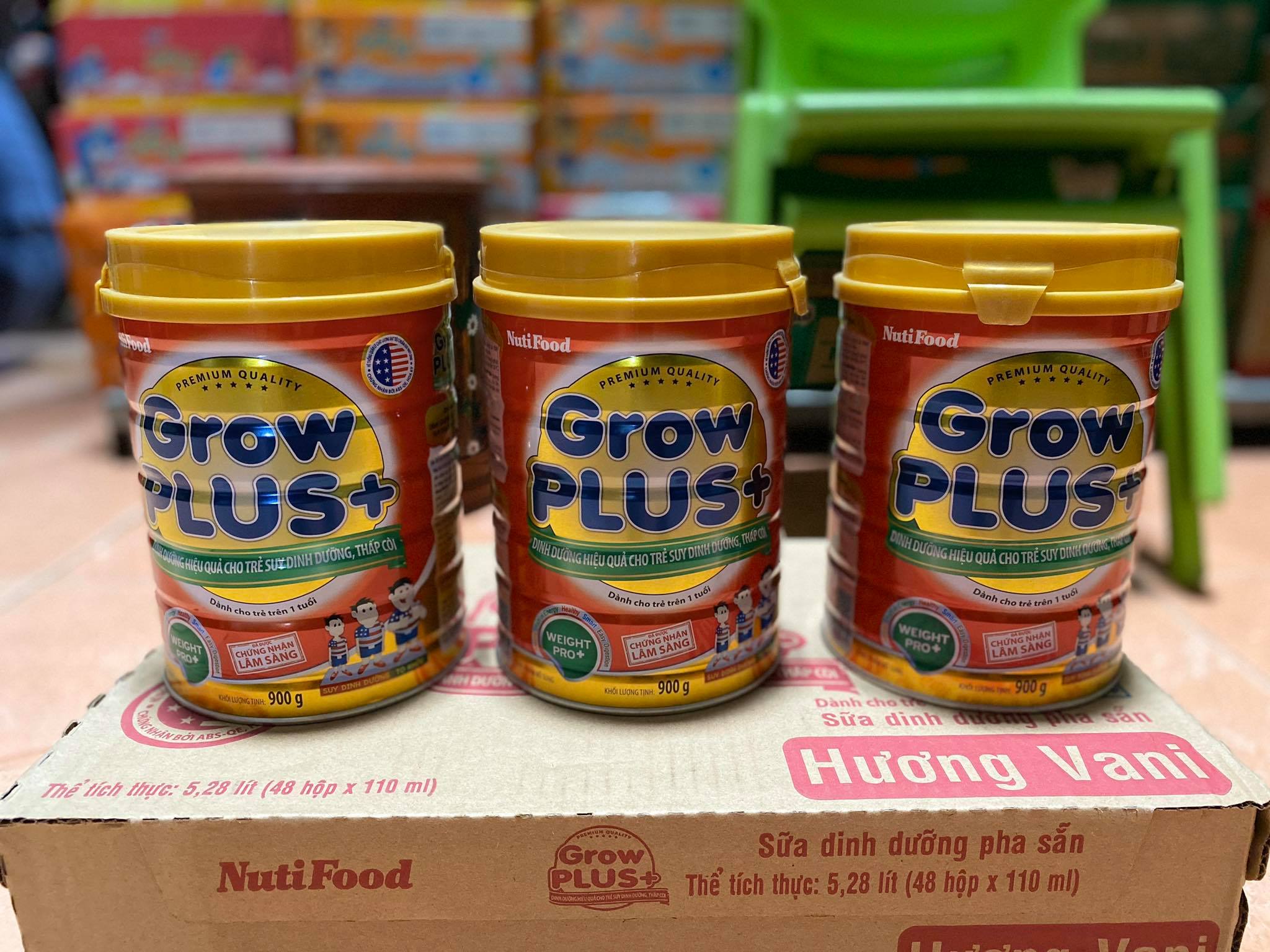 Sữa bột Nutifood GrowPlus + Đỏ 900g