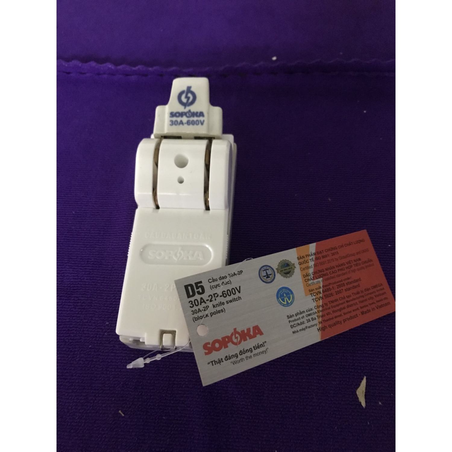 [TOP 1 LAZADA] Cầu dao điện SOPOKA 30A- 60A- 100A , 2 pha và 3 pha, đảo chiều( Cam kết lõi đồng, đế sứ cách điện)