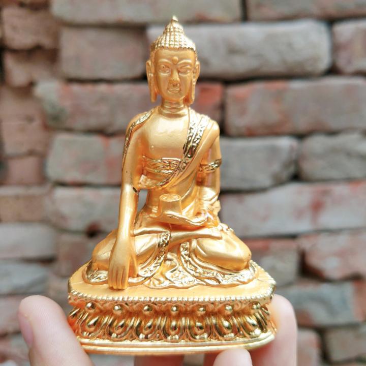 Statue of Tathagata statue of cerata