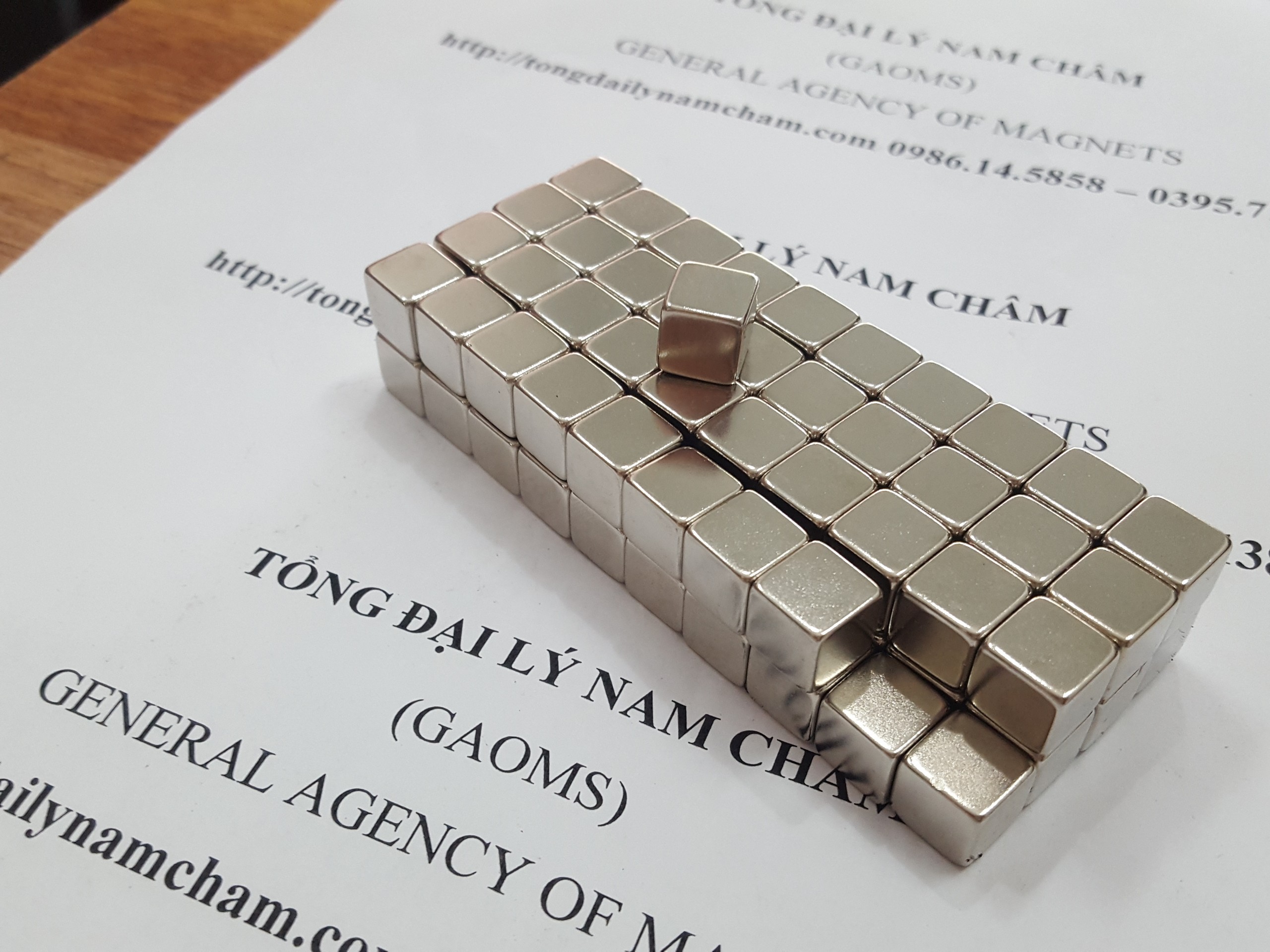5 viên nam châm vuông 10x10x10mm
