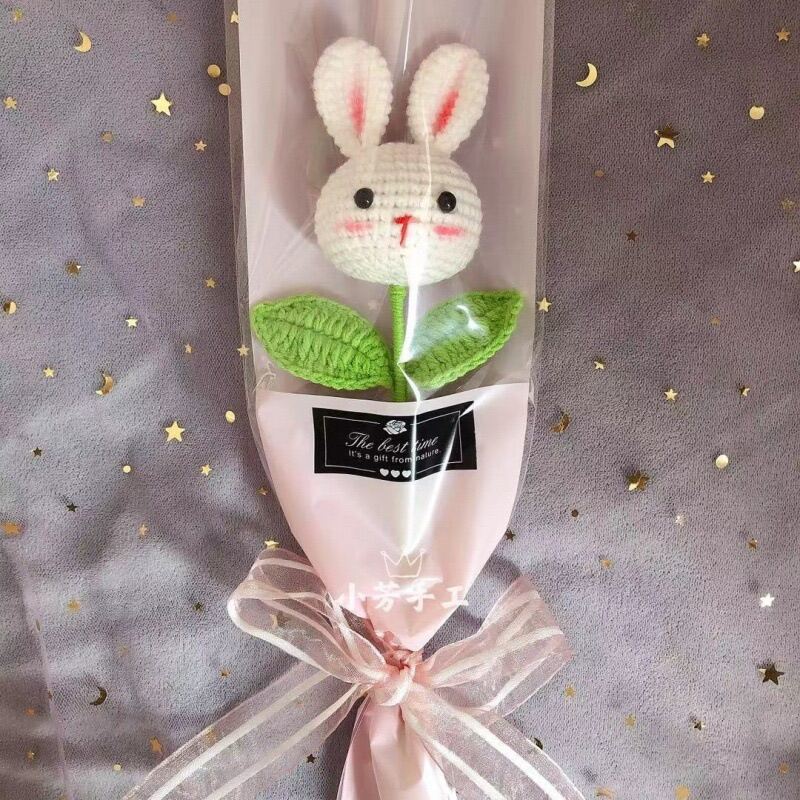 Bó hoa đầu thú và hoa hồng bằng len handmade [có sẵn]