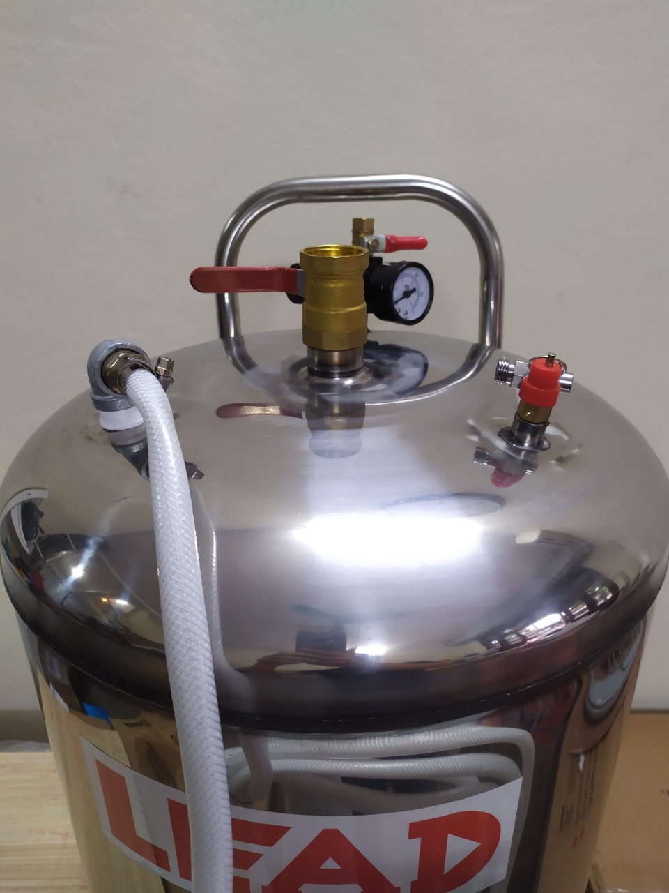 BÌNH BỌT TUYẾT RỬA XE 80 LÍT INOX LE-80I