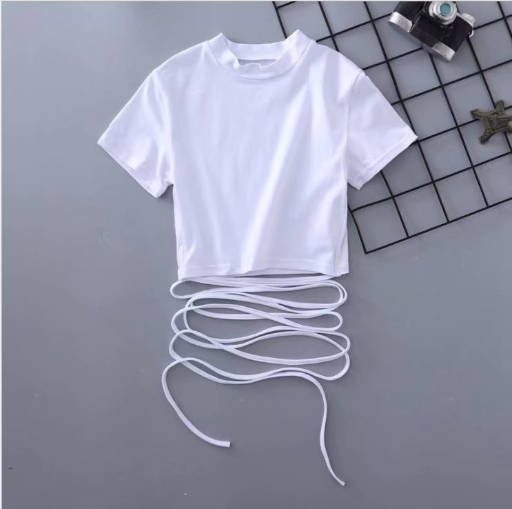 Áo croptop dây đan eo phong cách