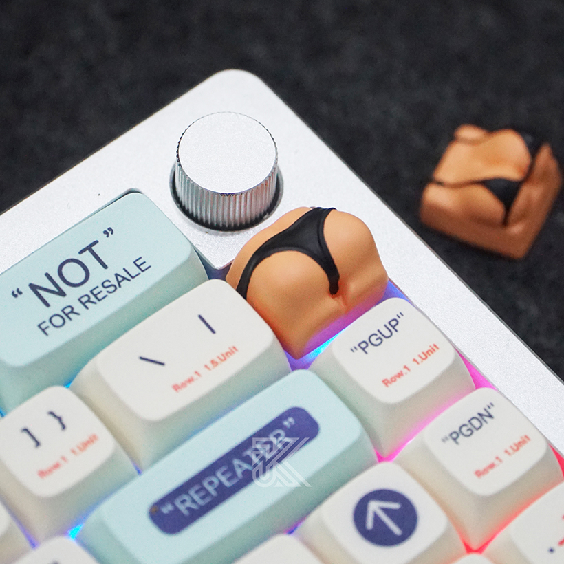 Keycap Ngực Bự - Ngại gì không thử
