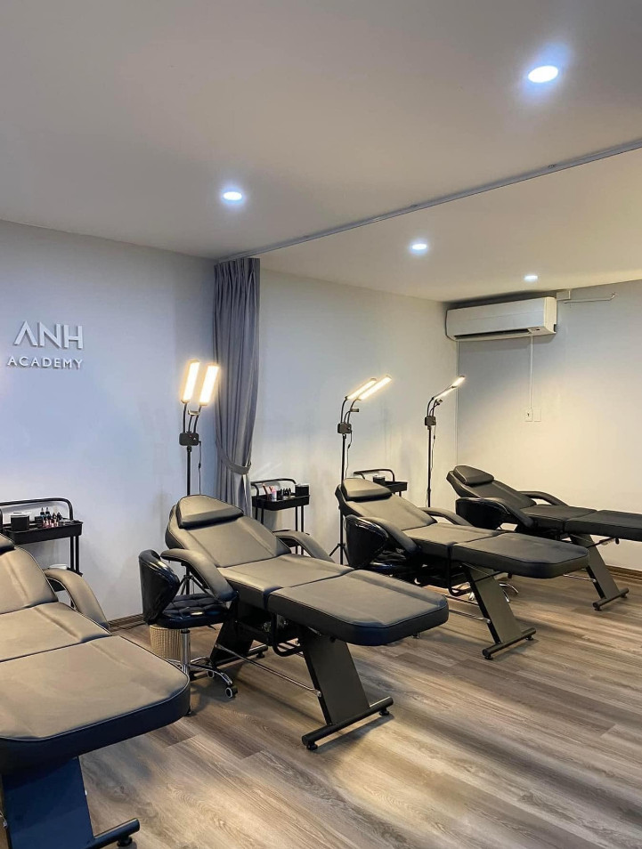Giường tiêm filler đen