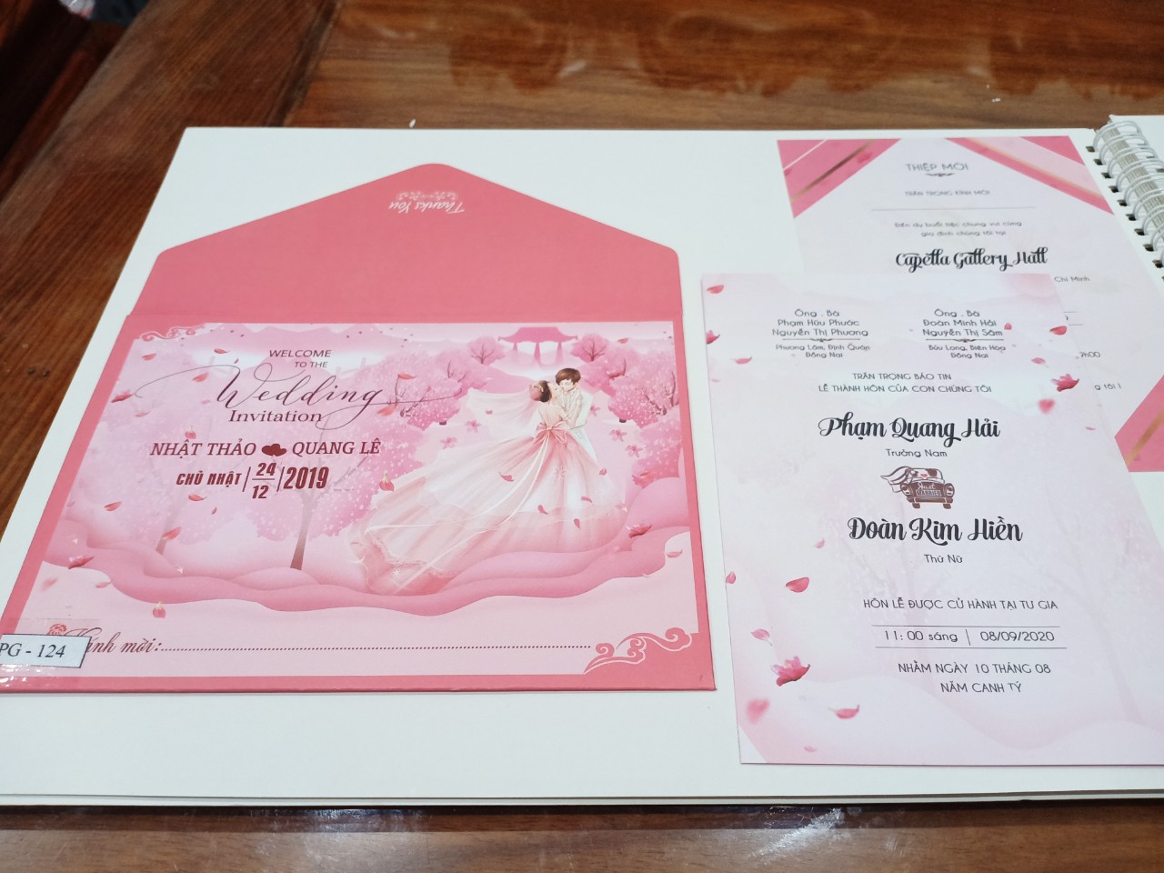 Thiệp Cưới Giá Rẻ - 033.5000.511