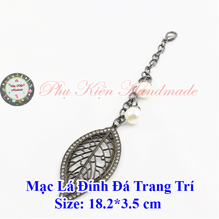 Mac Leaves with Stones Attached to Decorate Handbags (Price: 35K/Piece)