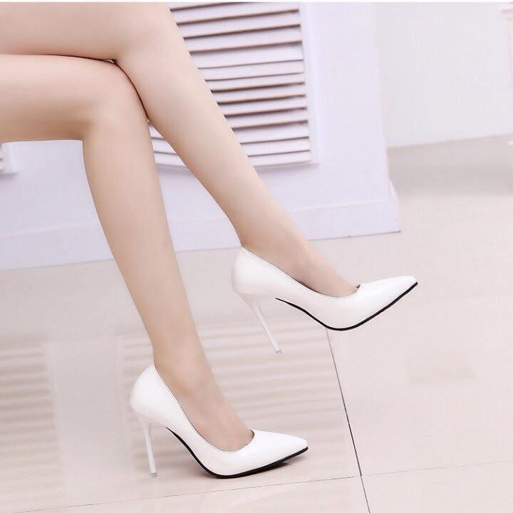 Cao gót đũa trắng