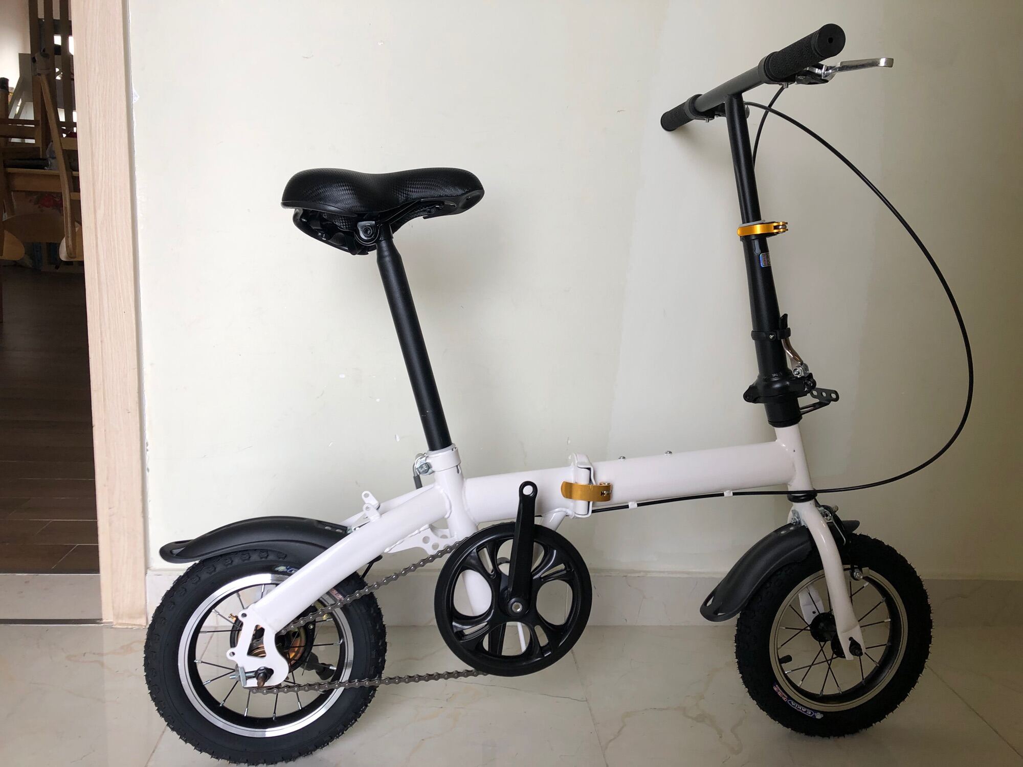 Xe đạp gấp bánh 12inch nặng 8kg
