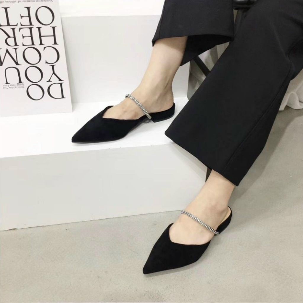 Sục nữ mũi nhọn quai đá lấp lánh M02
