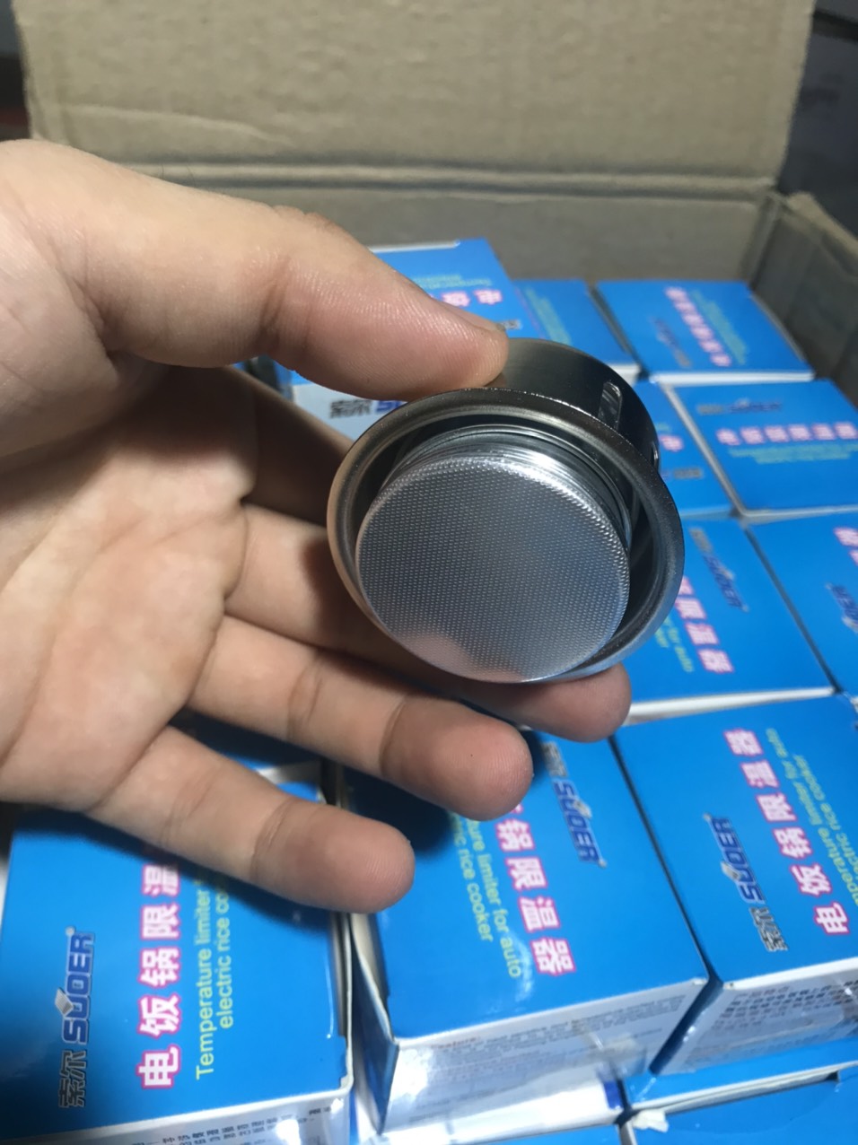 Rơ le nồi cơm điện ( loại tốt có hộp )