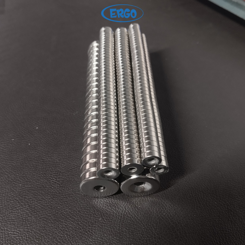 Nam châm đất hiếm có lỗ nhiều kích thước lực từ mạnh