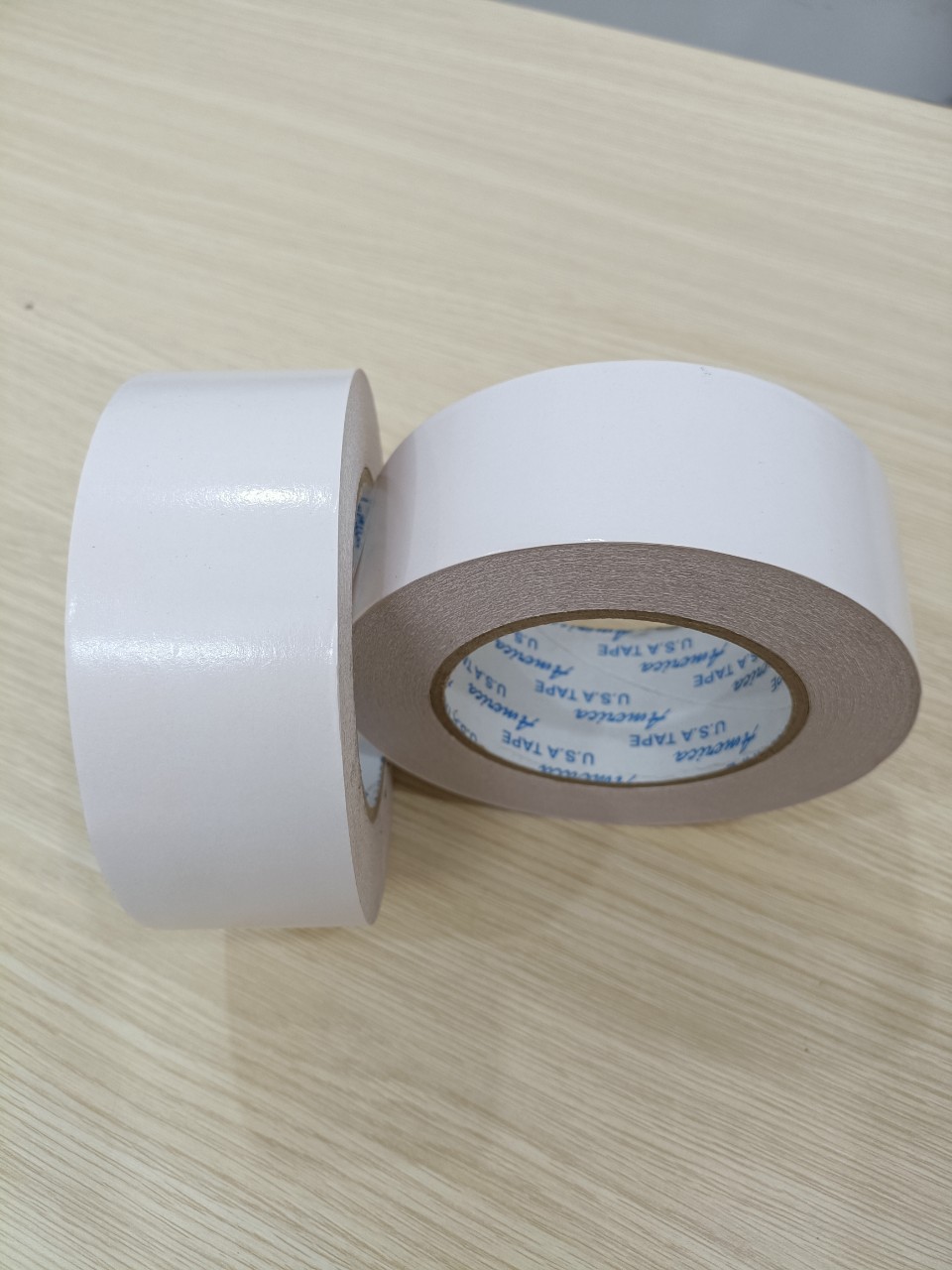 1 cuộn Băng keo 2 mặt trắng 48mm x 40m
