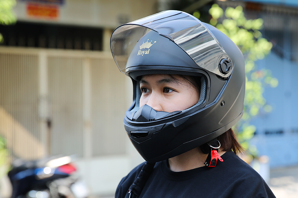 Mũ Bảo Hiểm fullface Royal M136