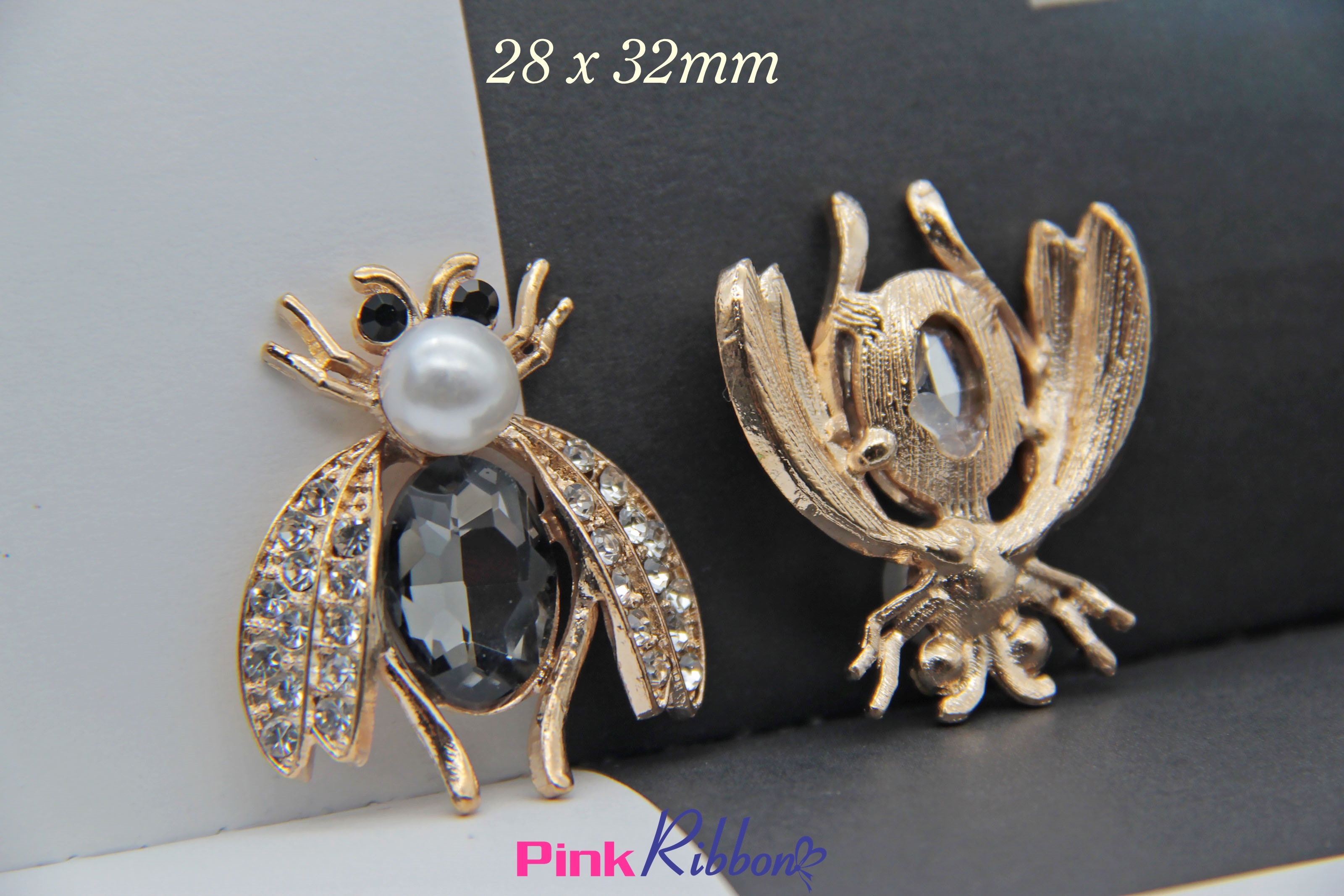 Charm ong cánh đính đá 2.8 x 3.2cm