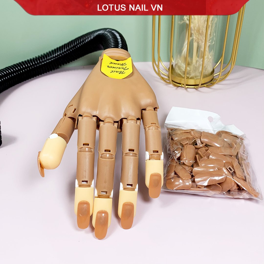 Bàn chân giả làm mẫu nail bằng silicon