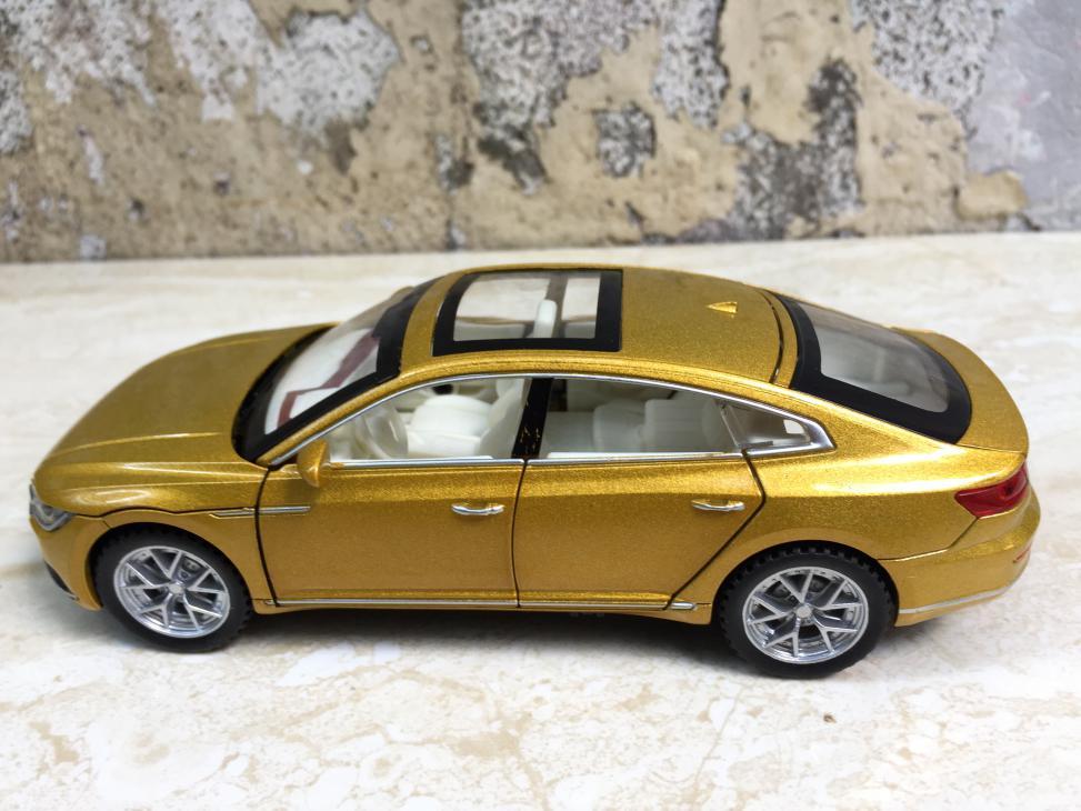 [HCM]Mô hình xe ô tô Volkswagen CC 2019 1:32
