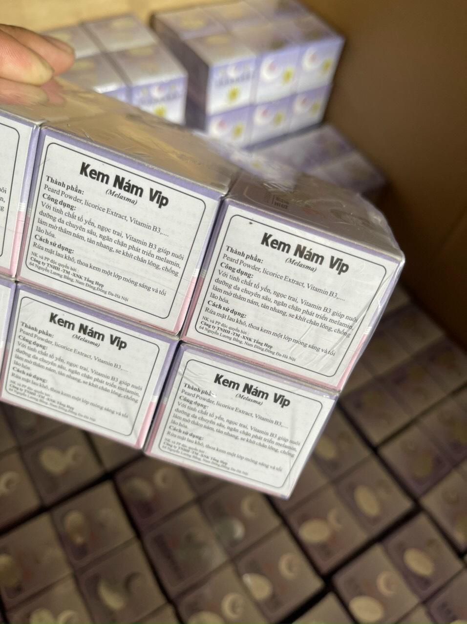2 hủ Kem trắng da ban đêm